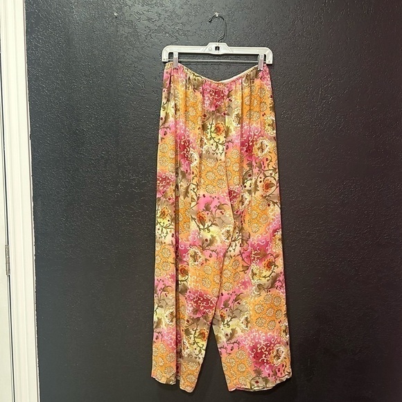 Victoria Secret L Semi Sheer Chiffon Set Floral Ikat Romantic BOHO Size L - Picture 3 of 7